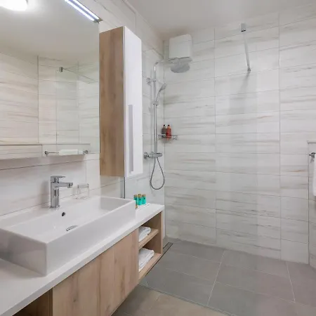 Noemia Family 4* Baška Voda