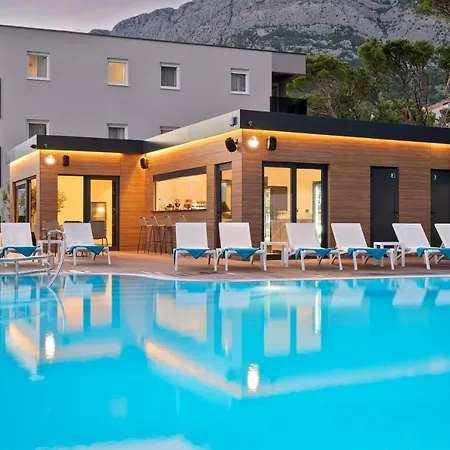 Noemia Family Baška Voda