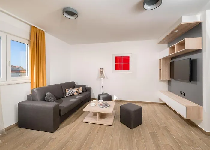 Noemia Family 4* Baška Voda