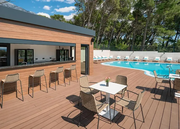 Noemia Family 4* Baška Voda